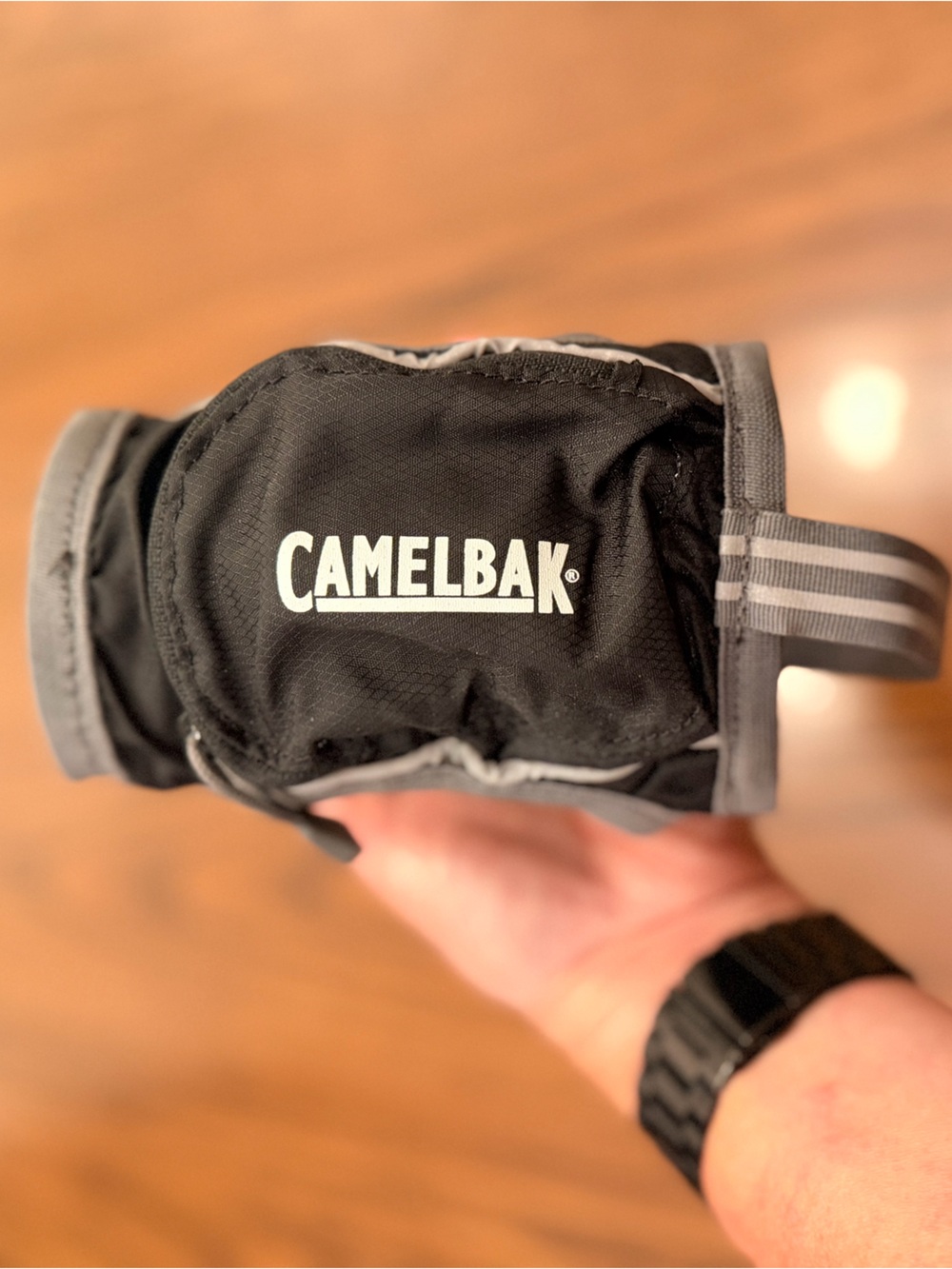 Camelbak Quick Grip Chill Handheld Bottle holder